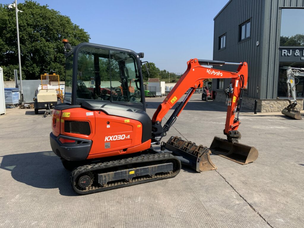 Kubota KX030-4 Digger (ST27228)
