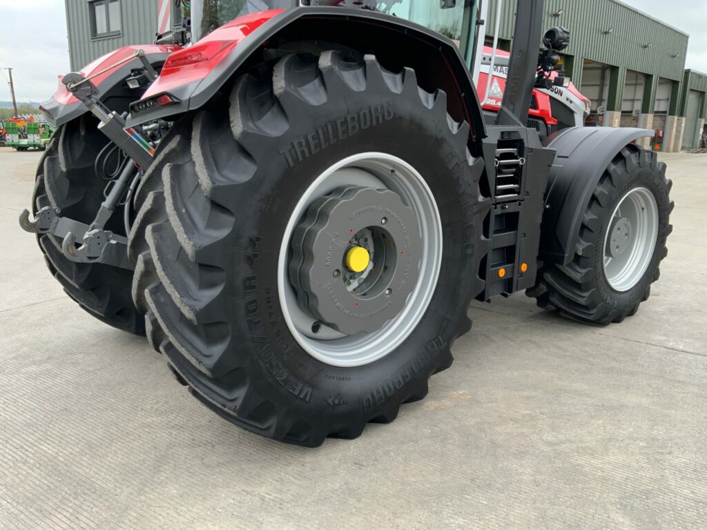Massey Ferguson 9S.425 Dyna VT Tractors (ST26593)