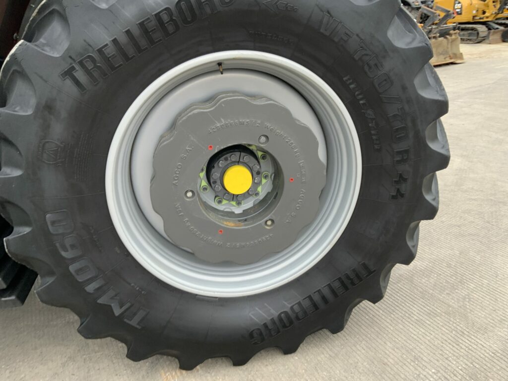 Massey Ferguson 9S.425 Dyna VT Tractors (ST26593)