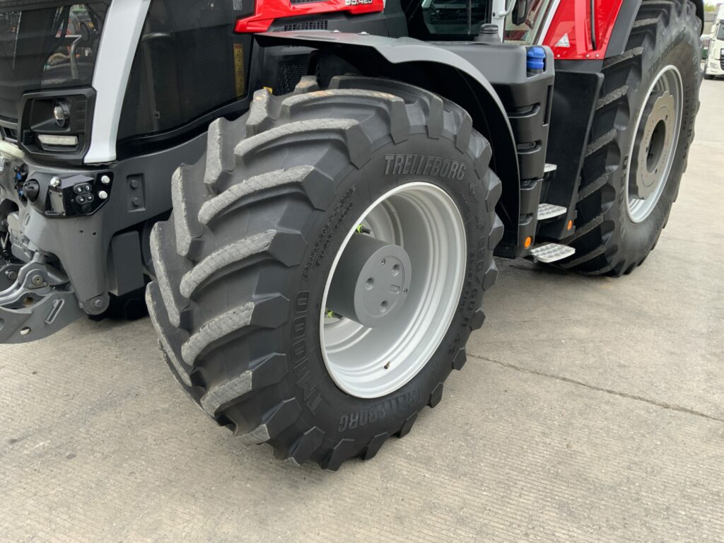 Massey Ferguson 9S.425 Dyna VT Tractors (ST26593)