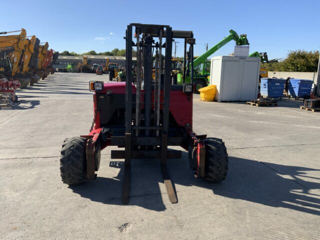 moffett-m8-25-3-forklift-st24021-copy-auto-draft-img-1861-1-2048x1536-1