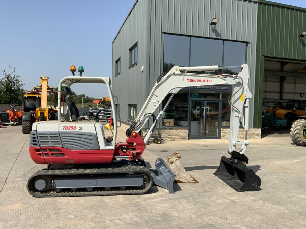 Takeuchi TB250 Digger (ST24283)