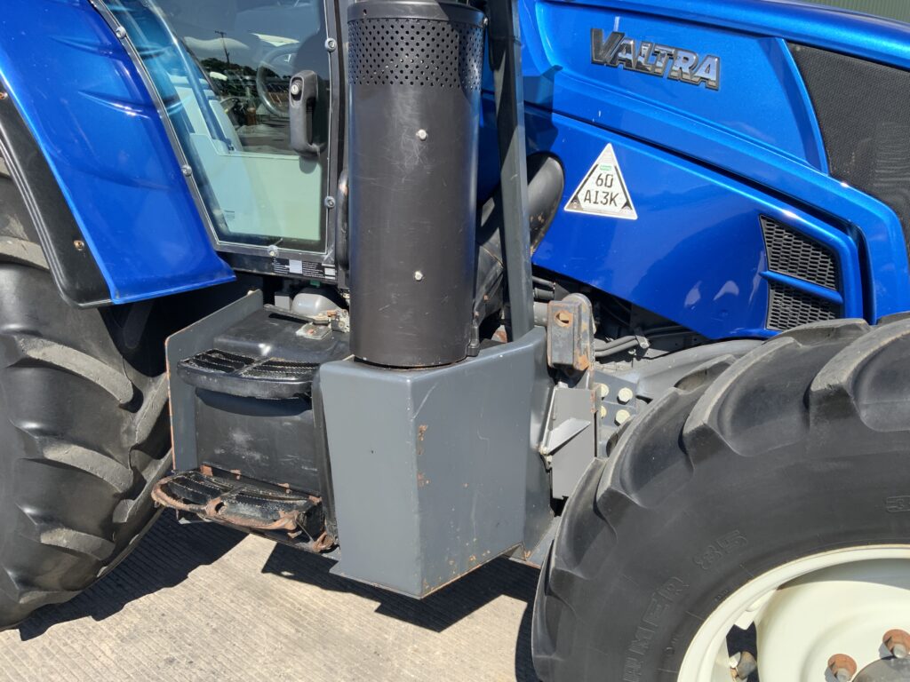 Valtra N123 Versu Forestry Tractor (ST27268)