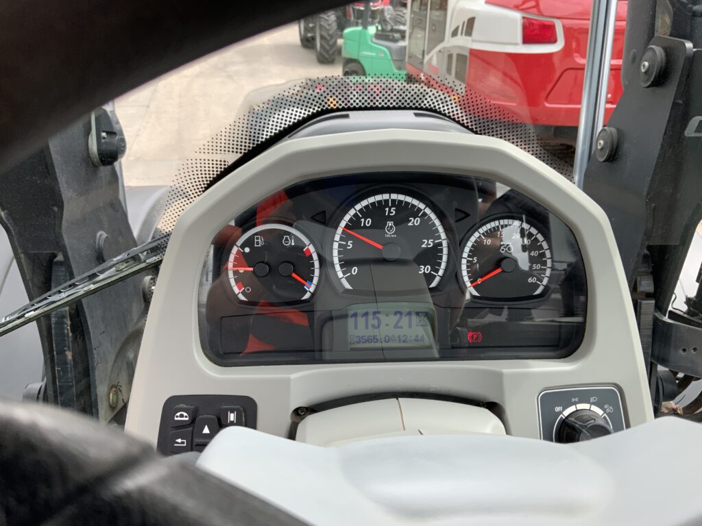 Valtra T254 Versu Unlimited Tractor (ST27246)