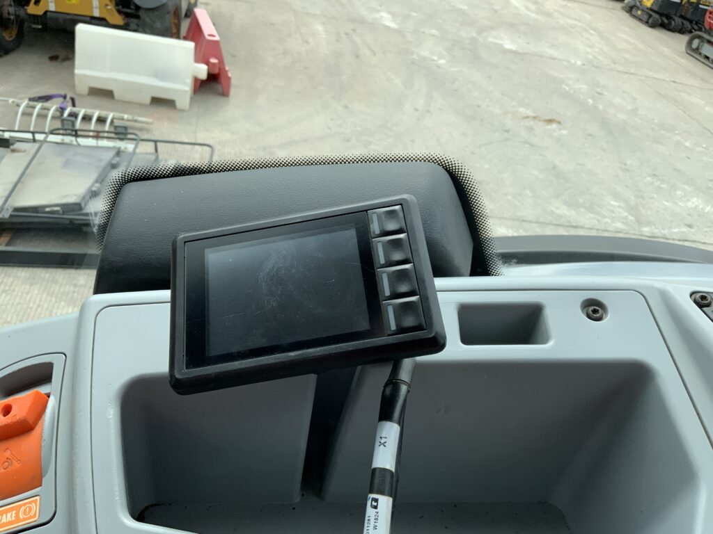 Valtra T254 Versu Unlimited Tractor (ST27246)