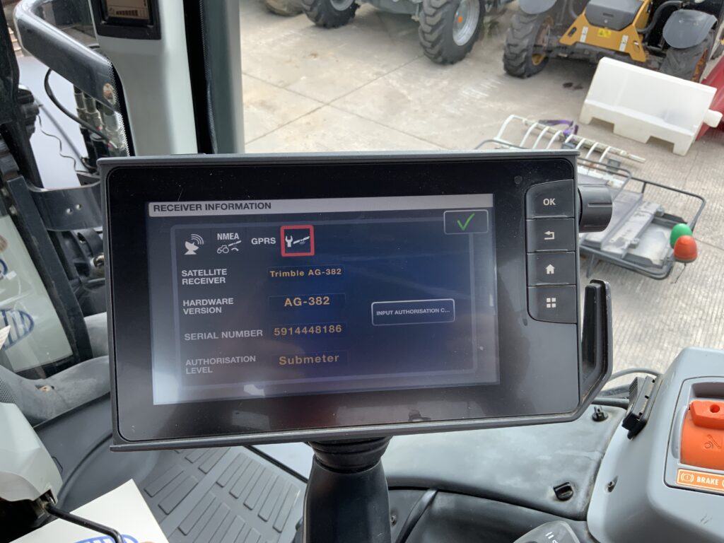 Valtra T254 Versu Unlimited Tractor (ST27246)