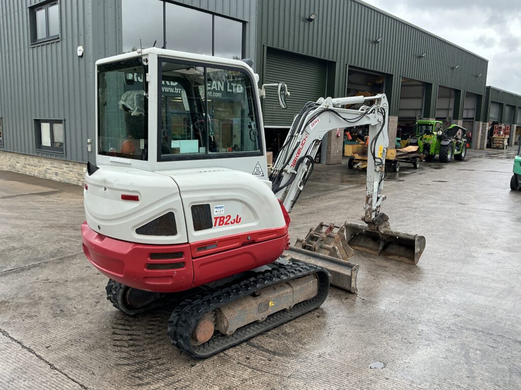 Takeuchi TB230 Digger (ST27528)